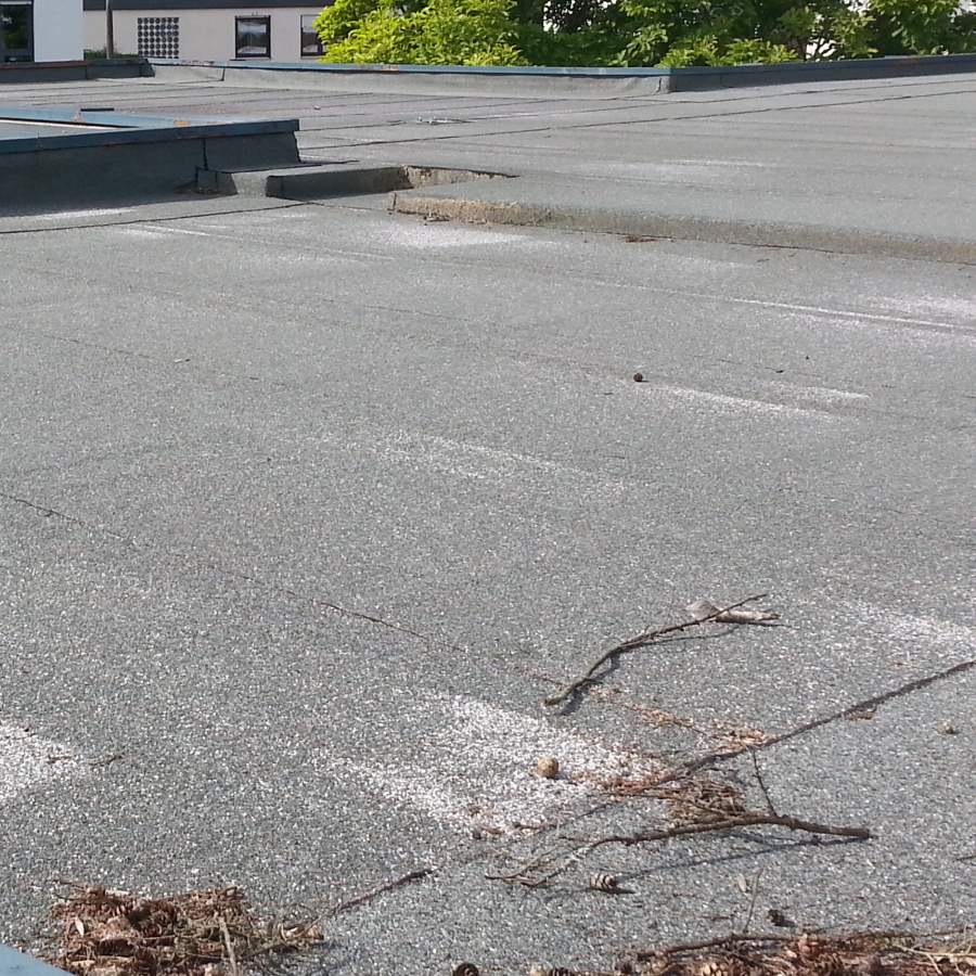 stormschade voorkomen aan een plat dak met roofing epdm